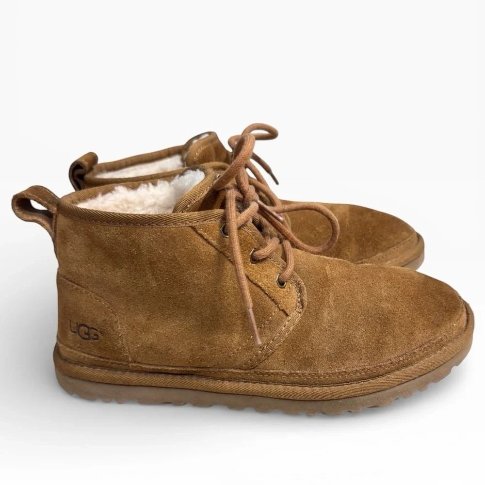 UGG Neumel Suede Chukka Boots Chestnut Shearling Lined Casual Size US 8 Women